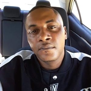 Meet your Posher, Elliot